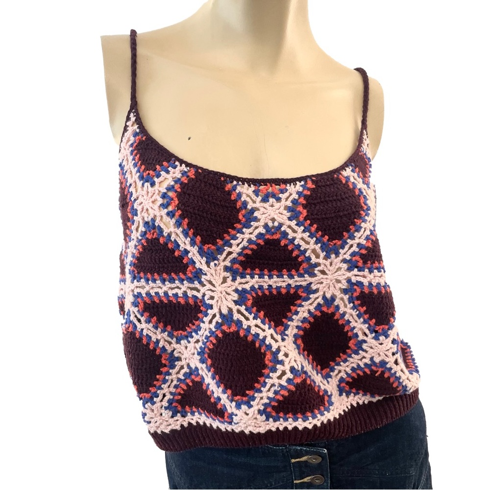 American Eagle Outfitters-  Burgundy and White Crochet Cropped Camisole- XXL